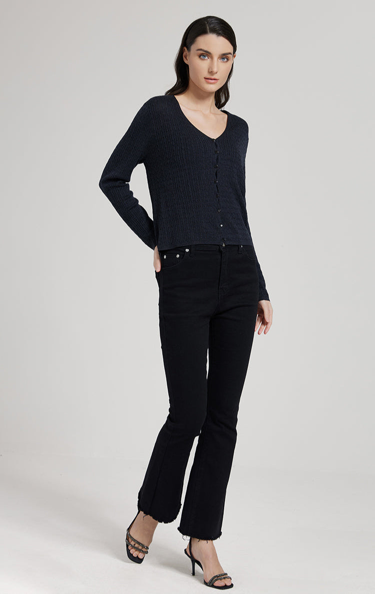 Yün & İpek V Yaka Düğmeli Kazak