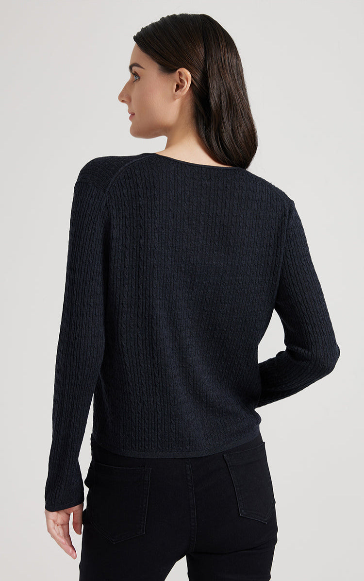 Yün & İpek V Yaka Düğmeli Kazak