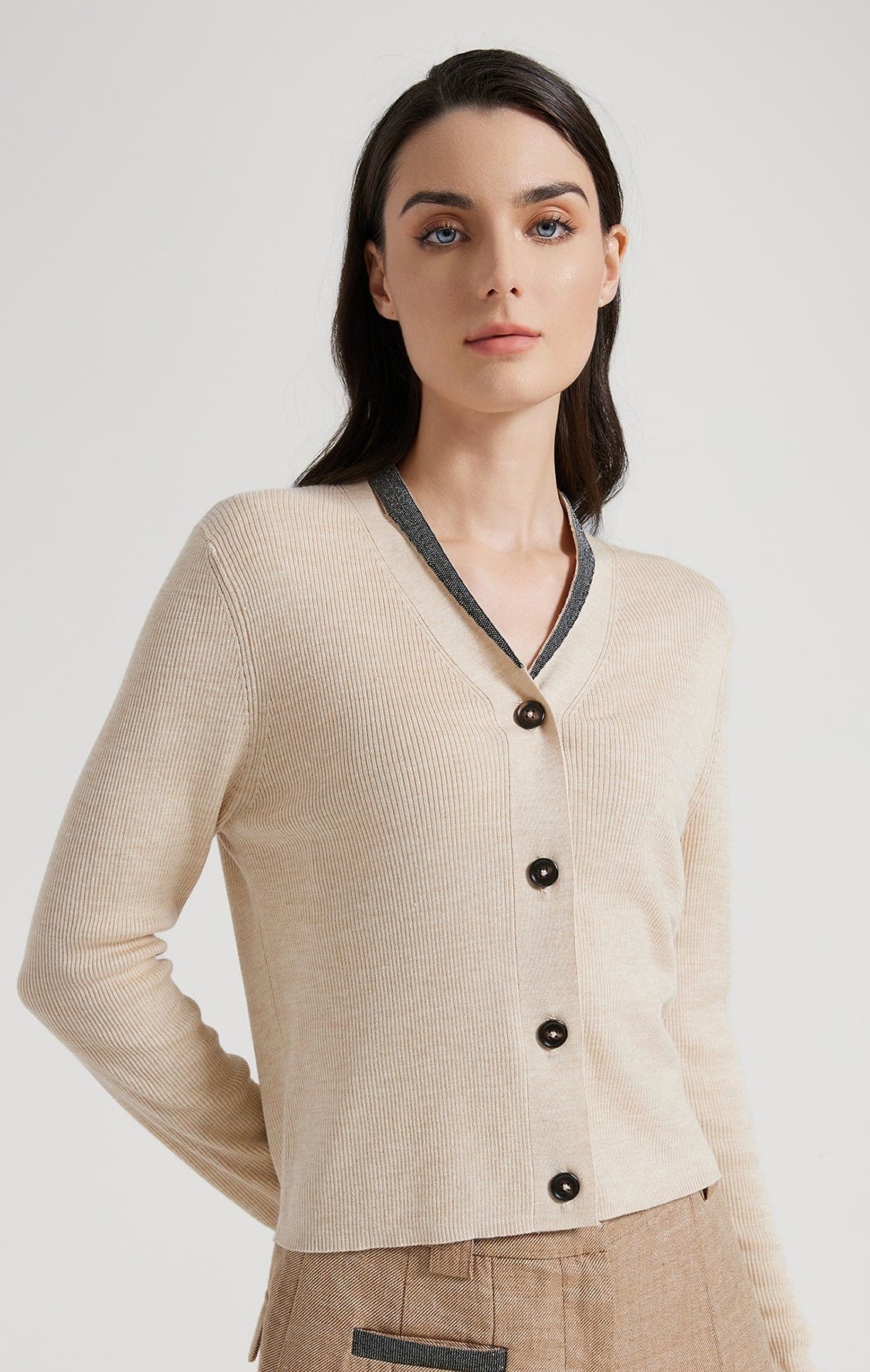 Yün & İpek V Yaka Hırka