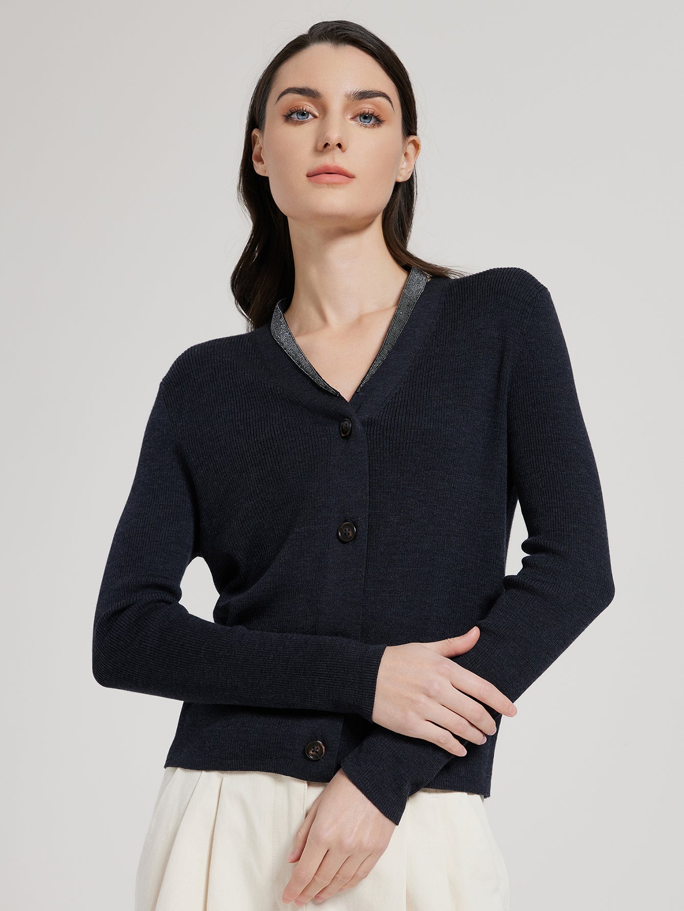 Yün & İpek V Yaka Hırka