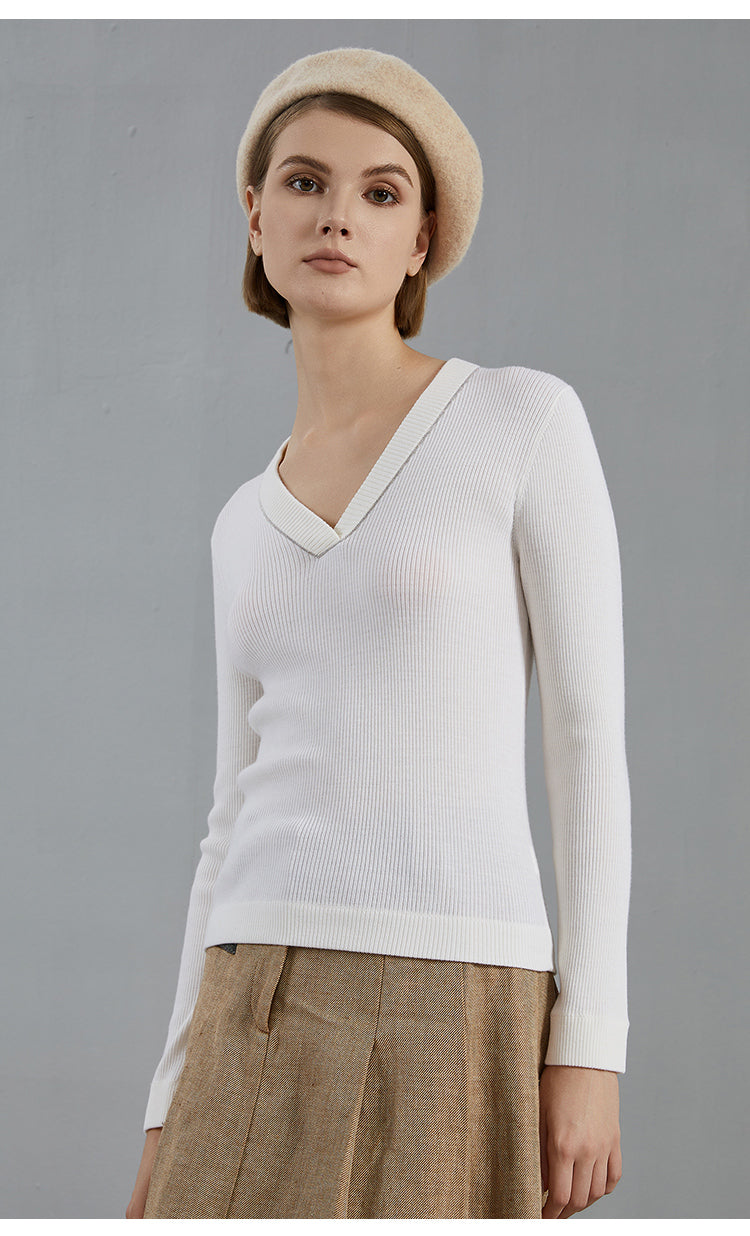 Merino Yünü V Yaka Triko Kazak