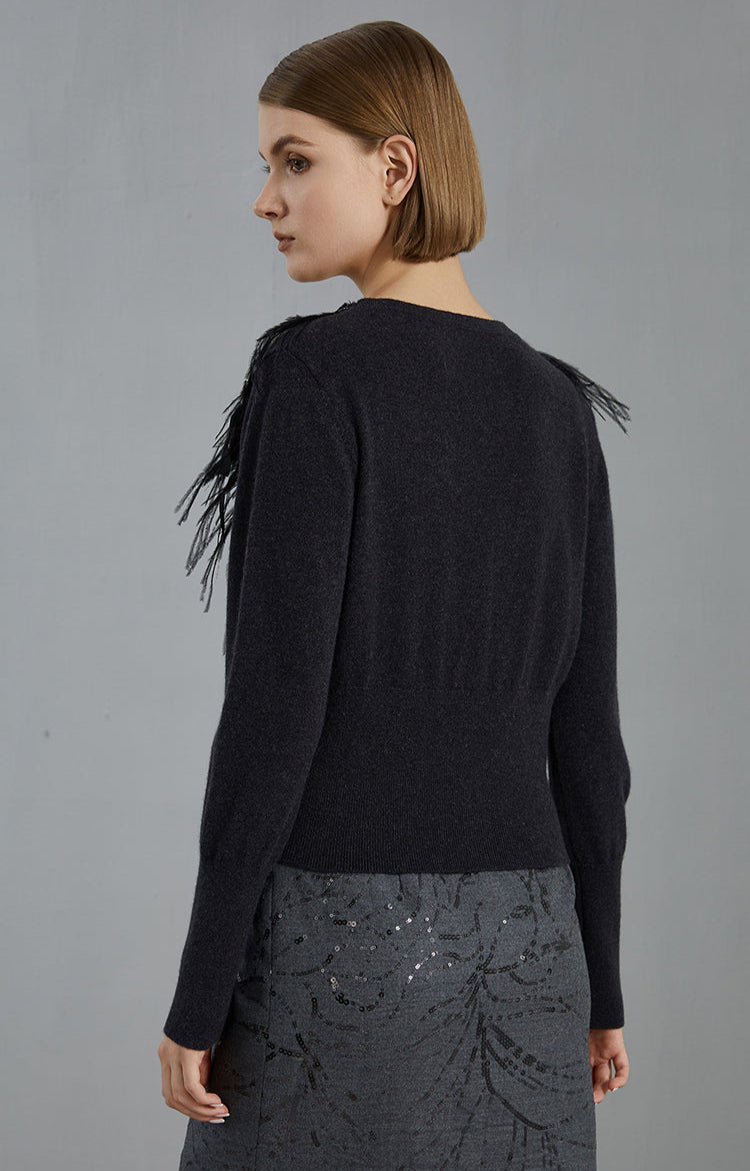 Saf Kaşmir Tüy Detaylı Düğmeli Hırka