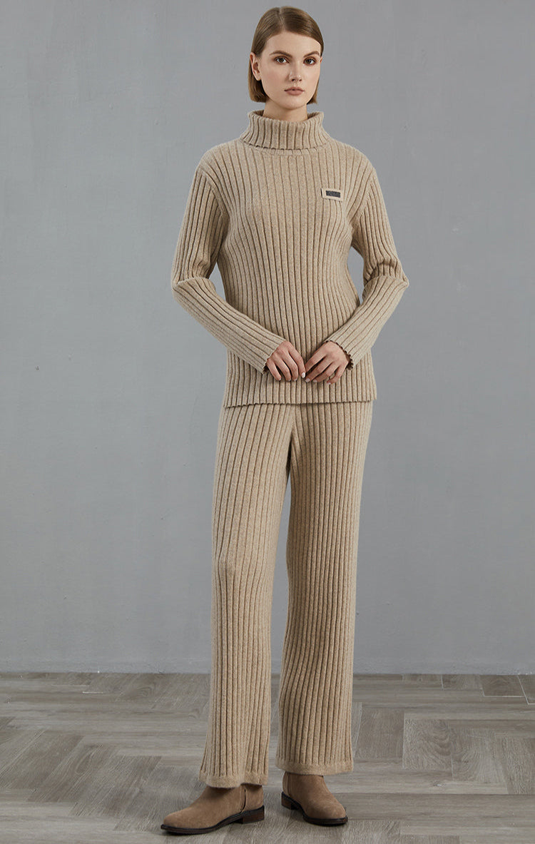 Kaşmir Burgu Detaylı Boğazlı Kazak