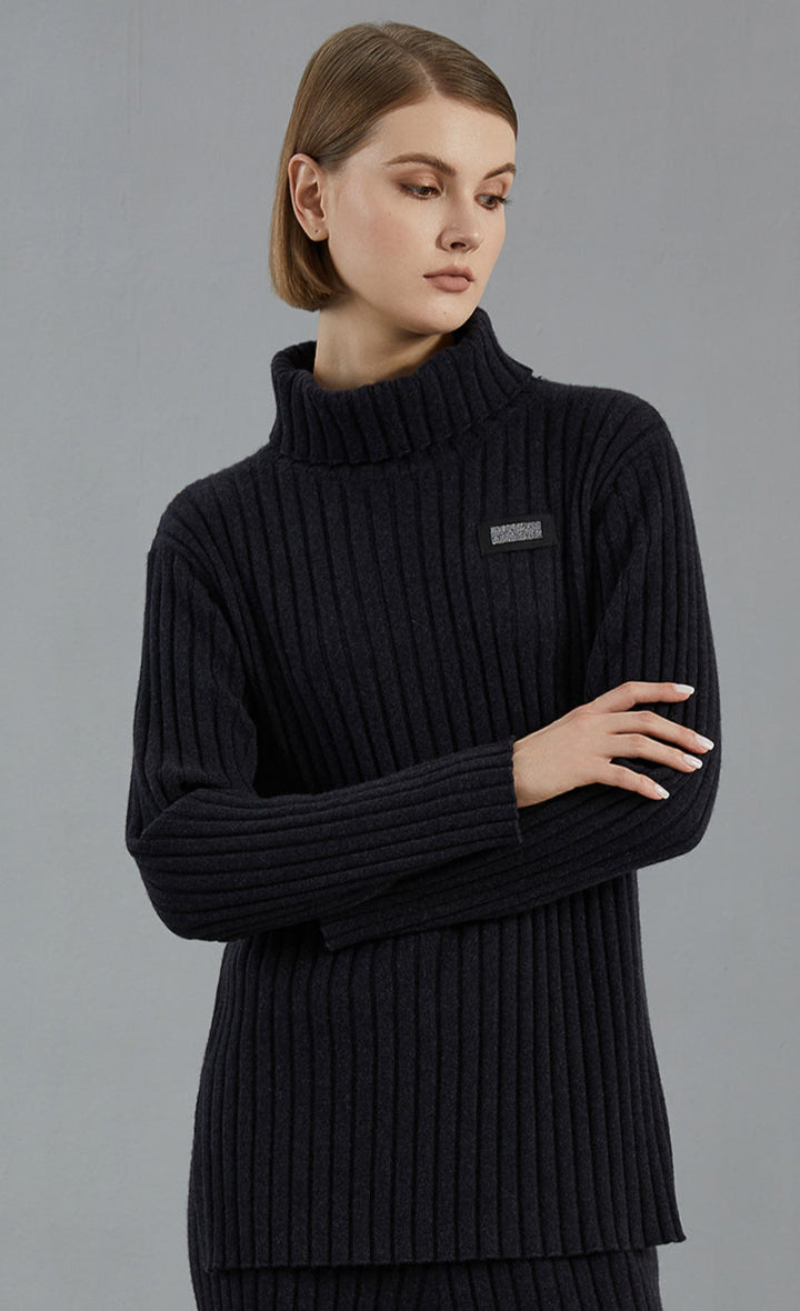 Kaşmir Burgu Detaylı Boğazlı Kazak