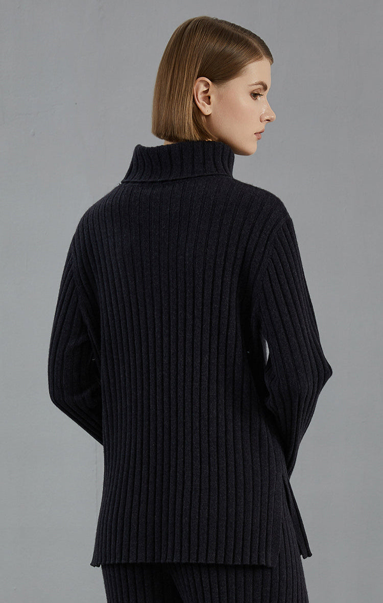 Kaşmir Burgu Detaylı Boğazlı Kazak