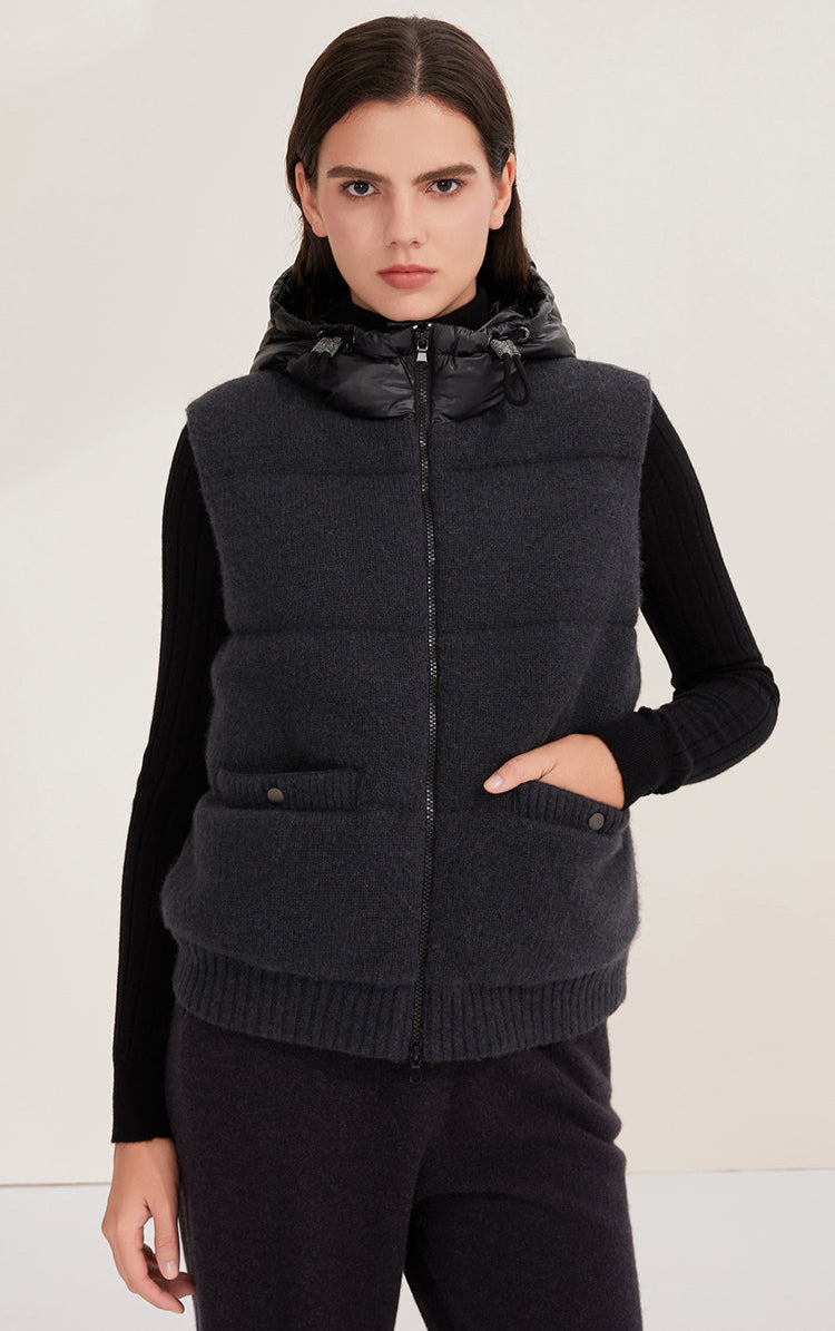 Saf Yün Kapüşonlu Yelek