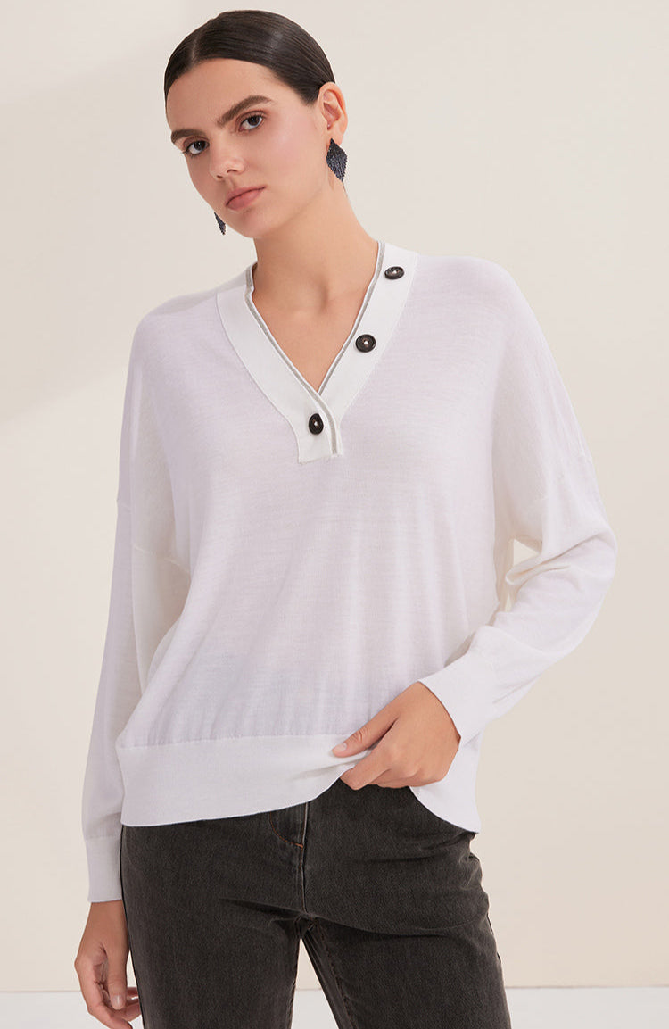 Merino Yünü V Yaka Düğmeli Triko