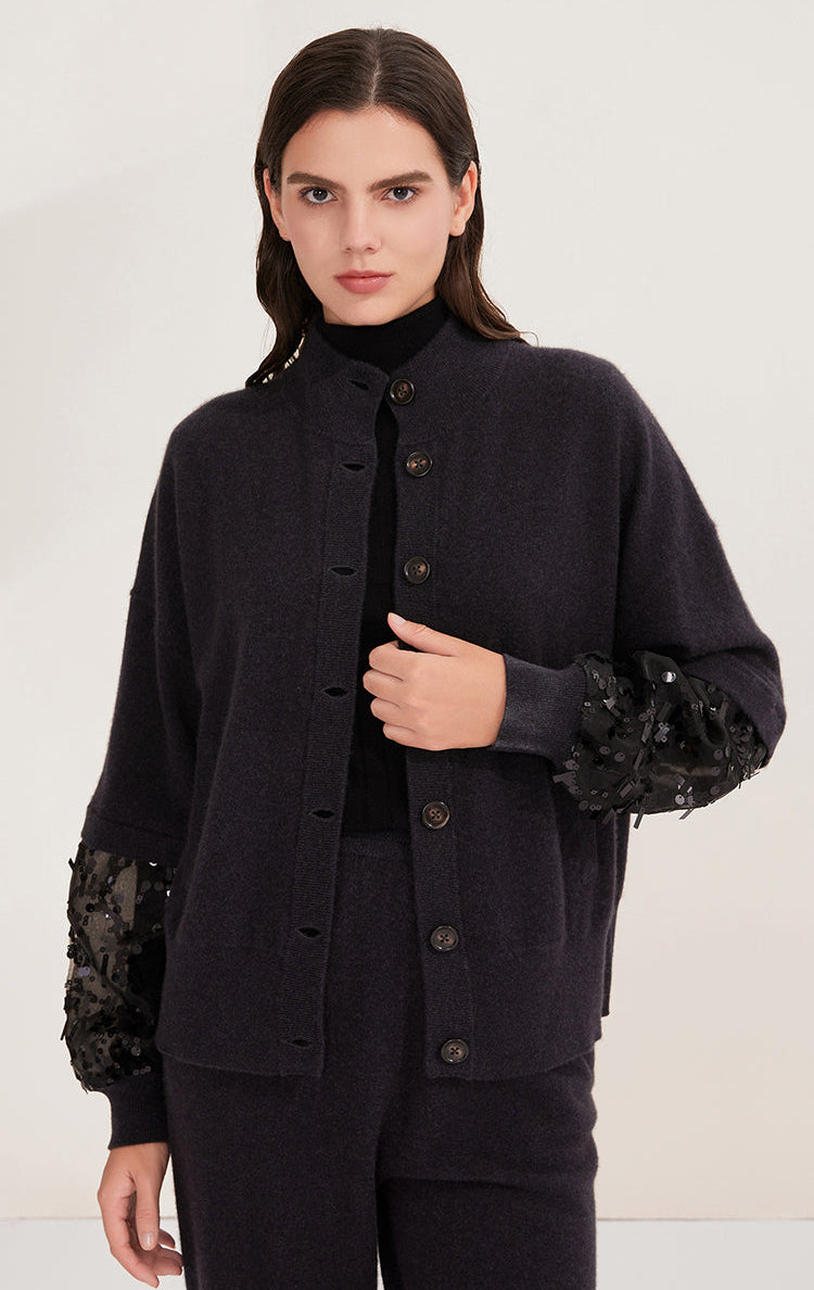 Saf Kaşmir İşlemeli Hırka