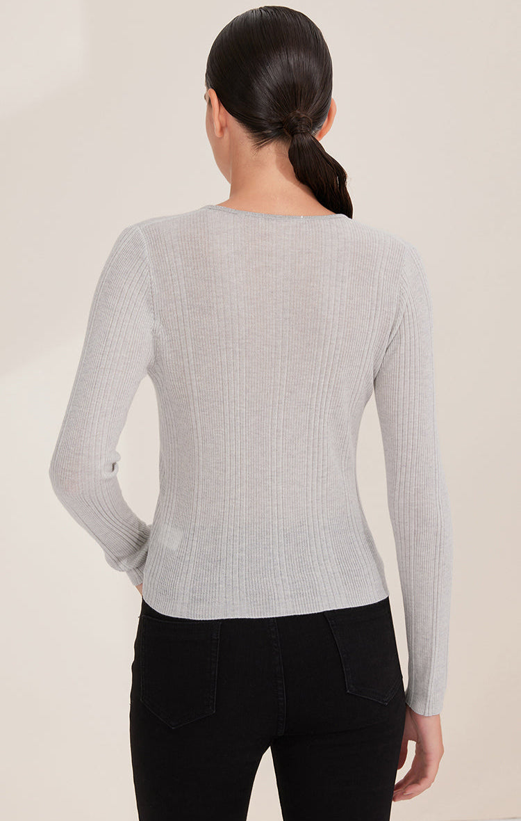 Yün V Yaka Düğmeli Triko