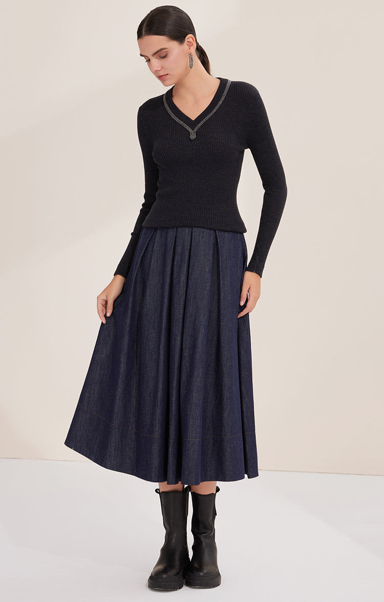 Merino Yünü V Yaka Çizgili Kazak