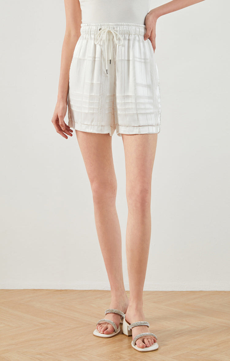 İpek Dokulu Bağcıklı Şort