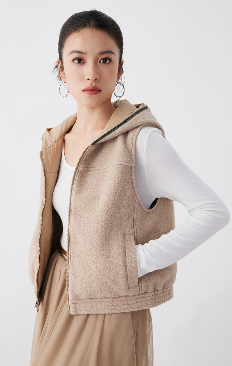 Yün Kapüşonlu Kaz Tüyü Yelek