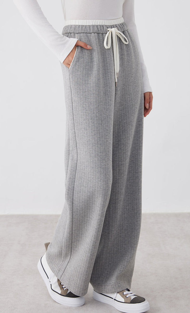 Pamuk İnce Nervürlü Geniş Paçalı Pantolon