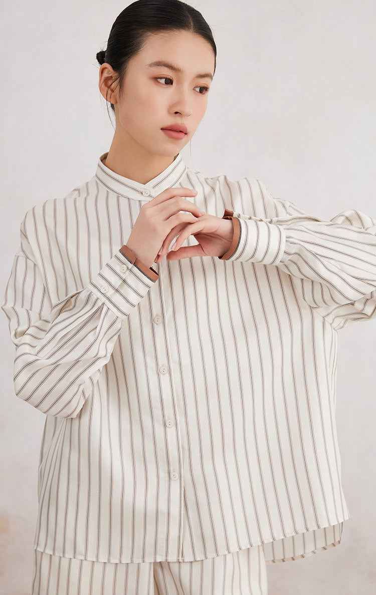 İpek Çizgili Düğmeli Gömlek