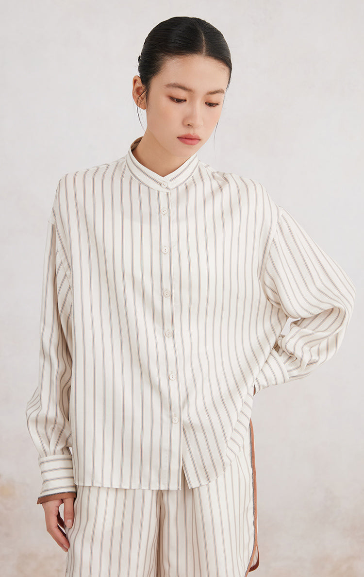 İpek Çizgili Düğmeli Gömlek