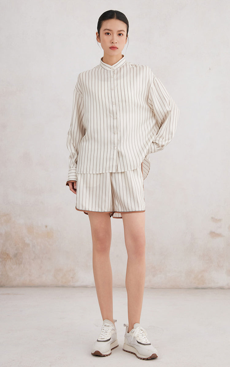 İpek Çizgili Düğmeli Gömlek