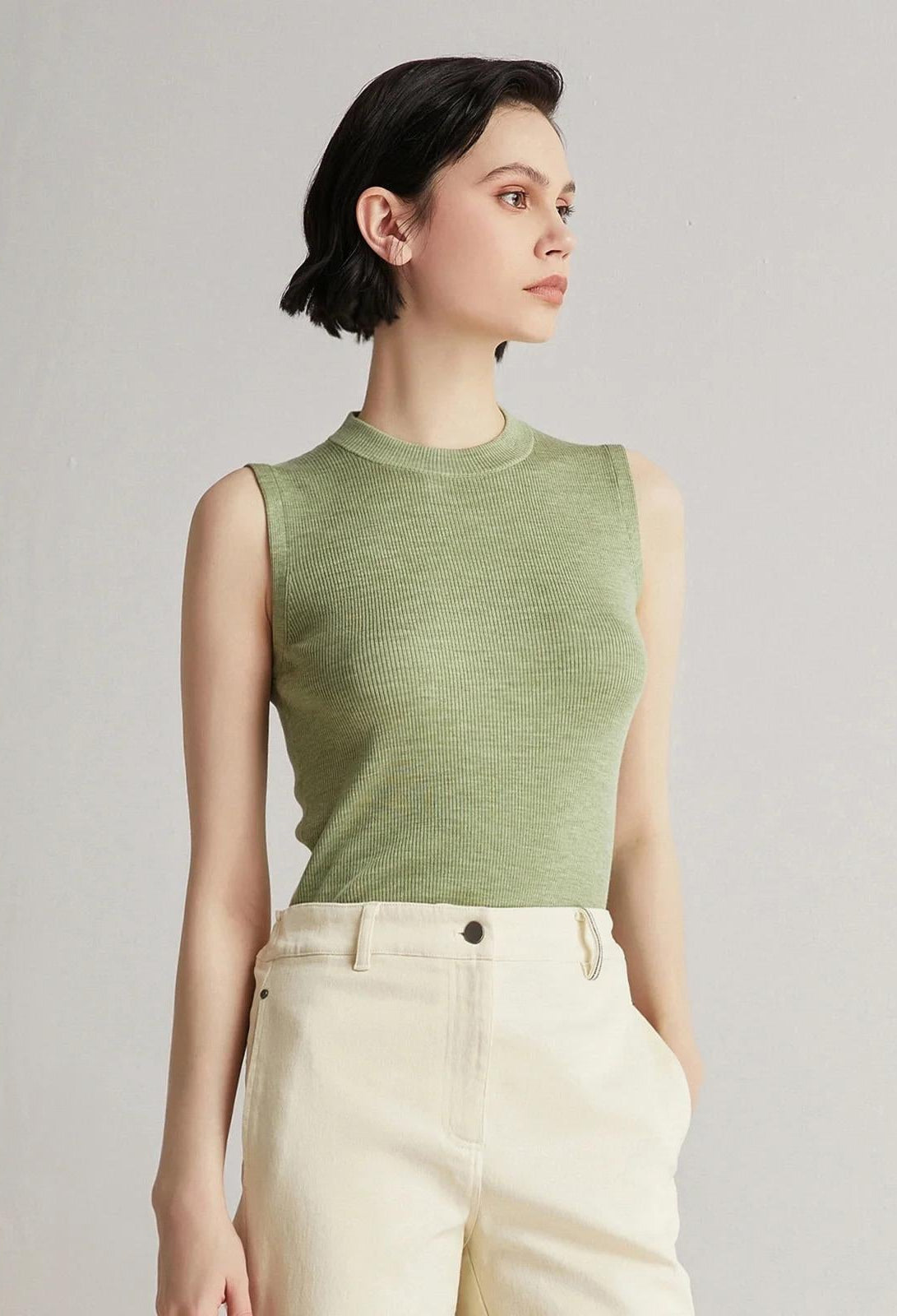 Yün & İpek Yüksek Yaka Kolsuz Örgü Yelek